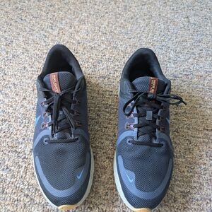 Nike Men's Black and Blue Running Shoes